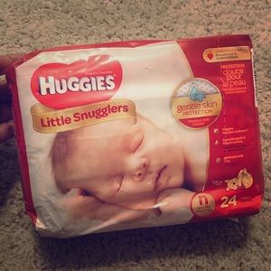 Huggies Pampers NEW